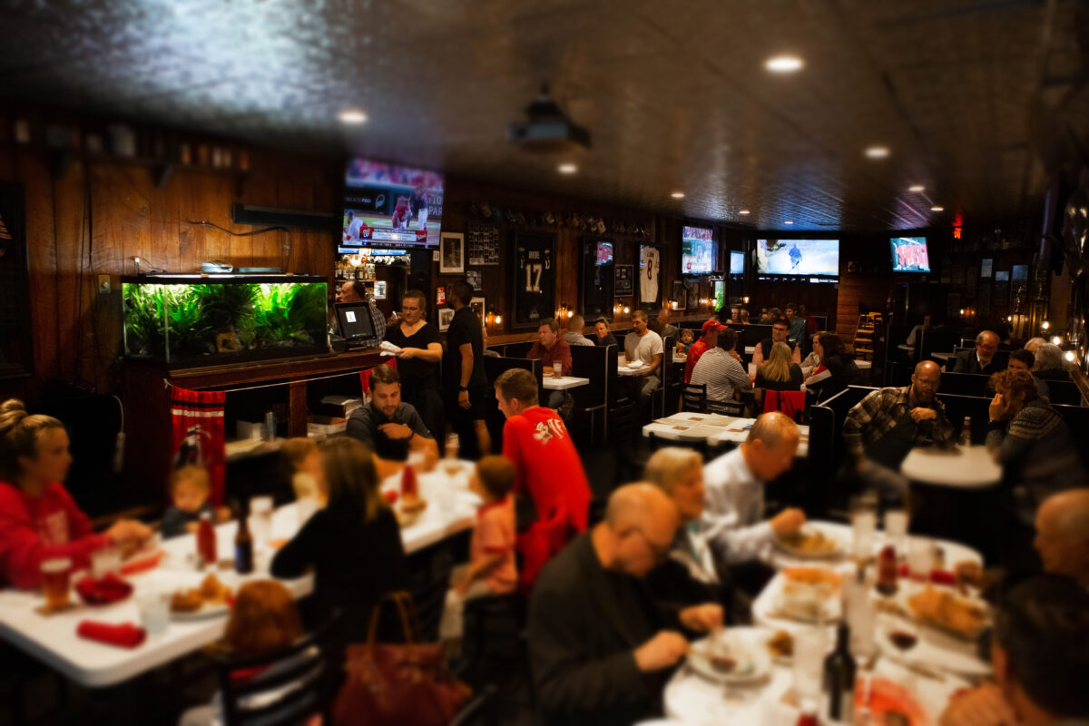 Players Retreat in Raleigh, NC Inside Dining, Sports Bar